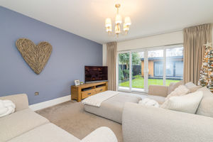 Lounge- click for photo gallery